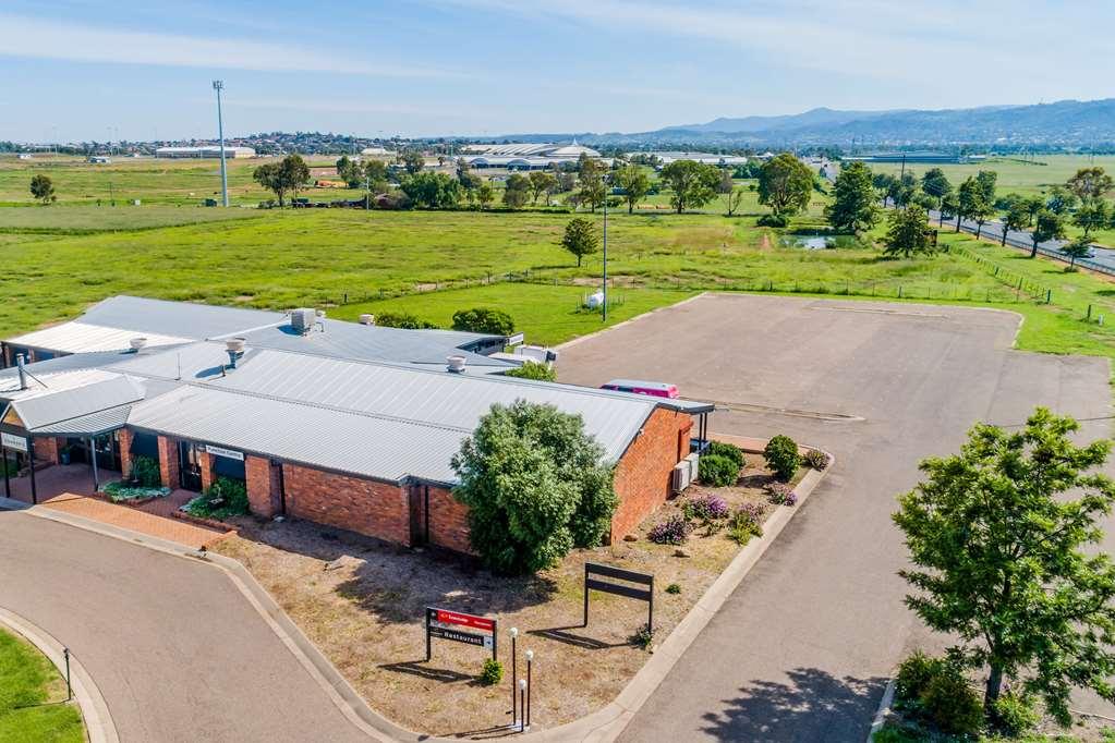 Econo Lodge Savannah Park Tamworth Bagian luar foto
