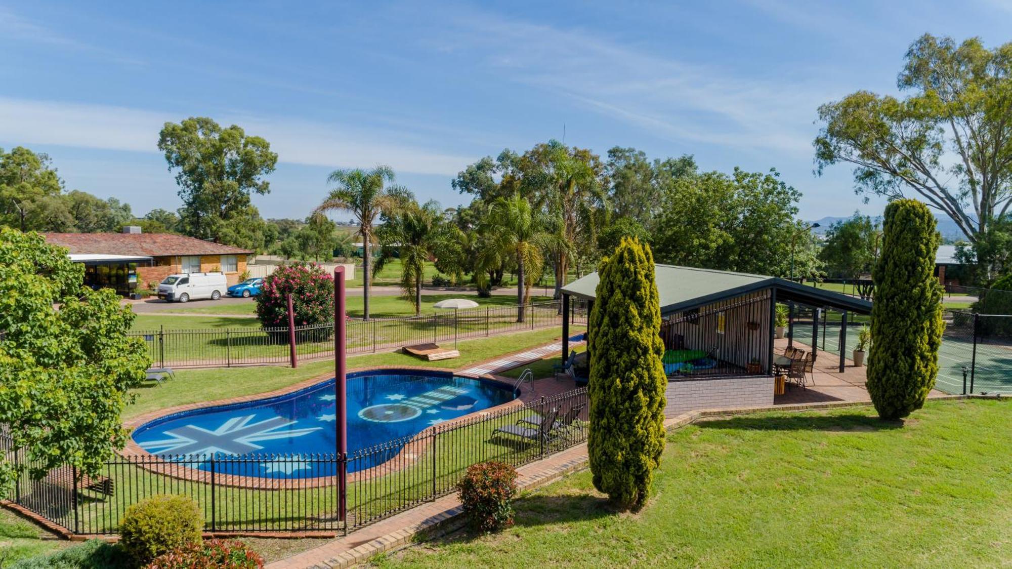 Econo Lodge Savannah Park Tamworth Bagian luar foto