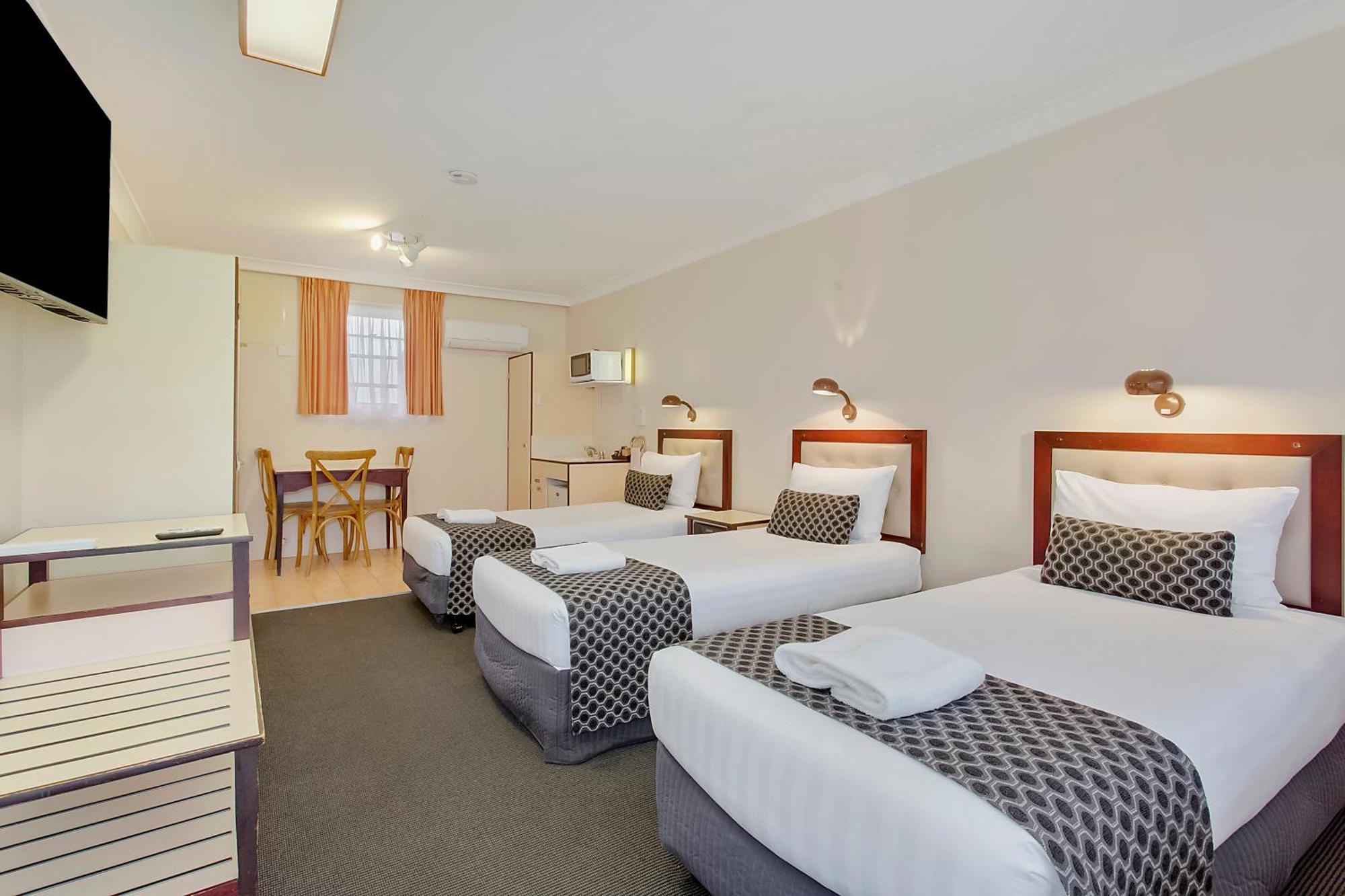 Econo Lodge Savannah Park Tamworth Bagian luar foto
