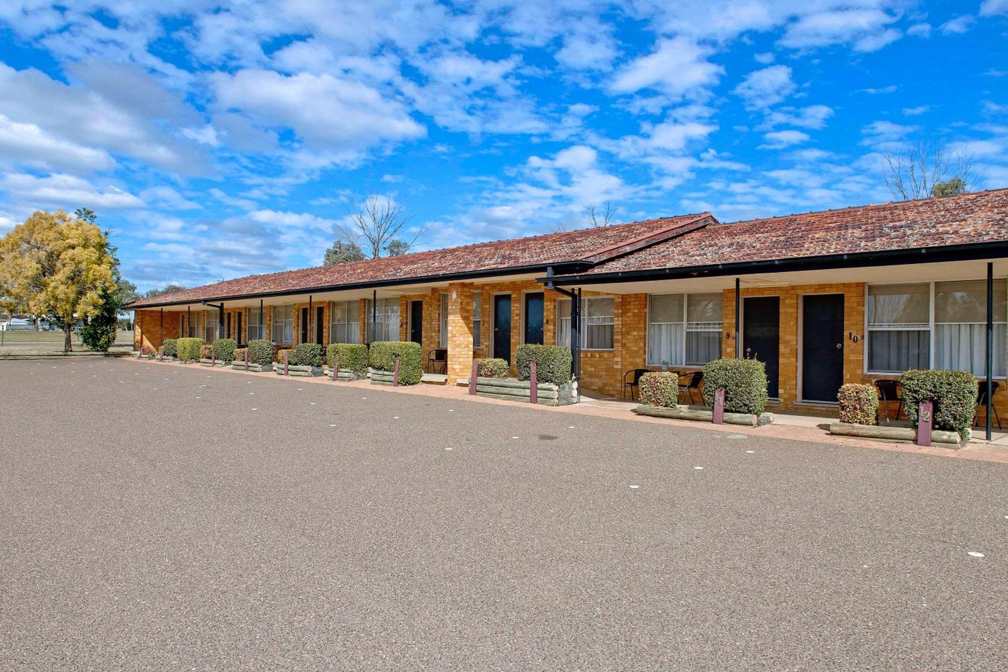Econo Lodge Savannah Park Tamworth Bagian luar foto