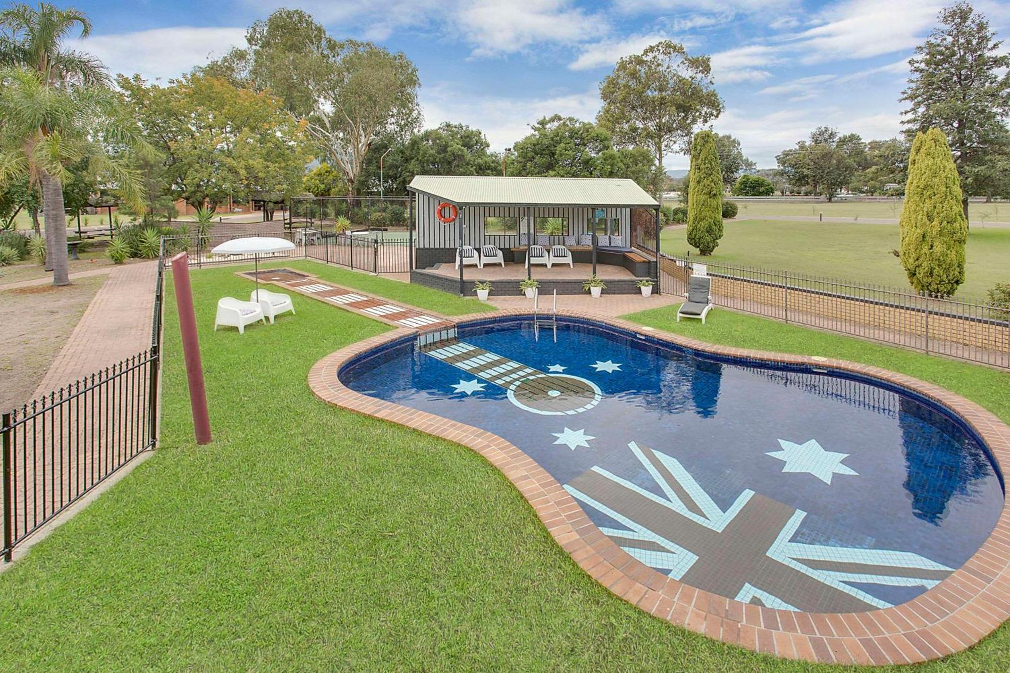 Econo Lodge Savannah Park Tamworth Bagian luar foto