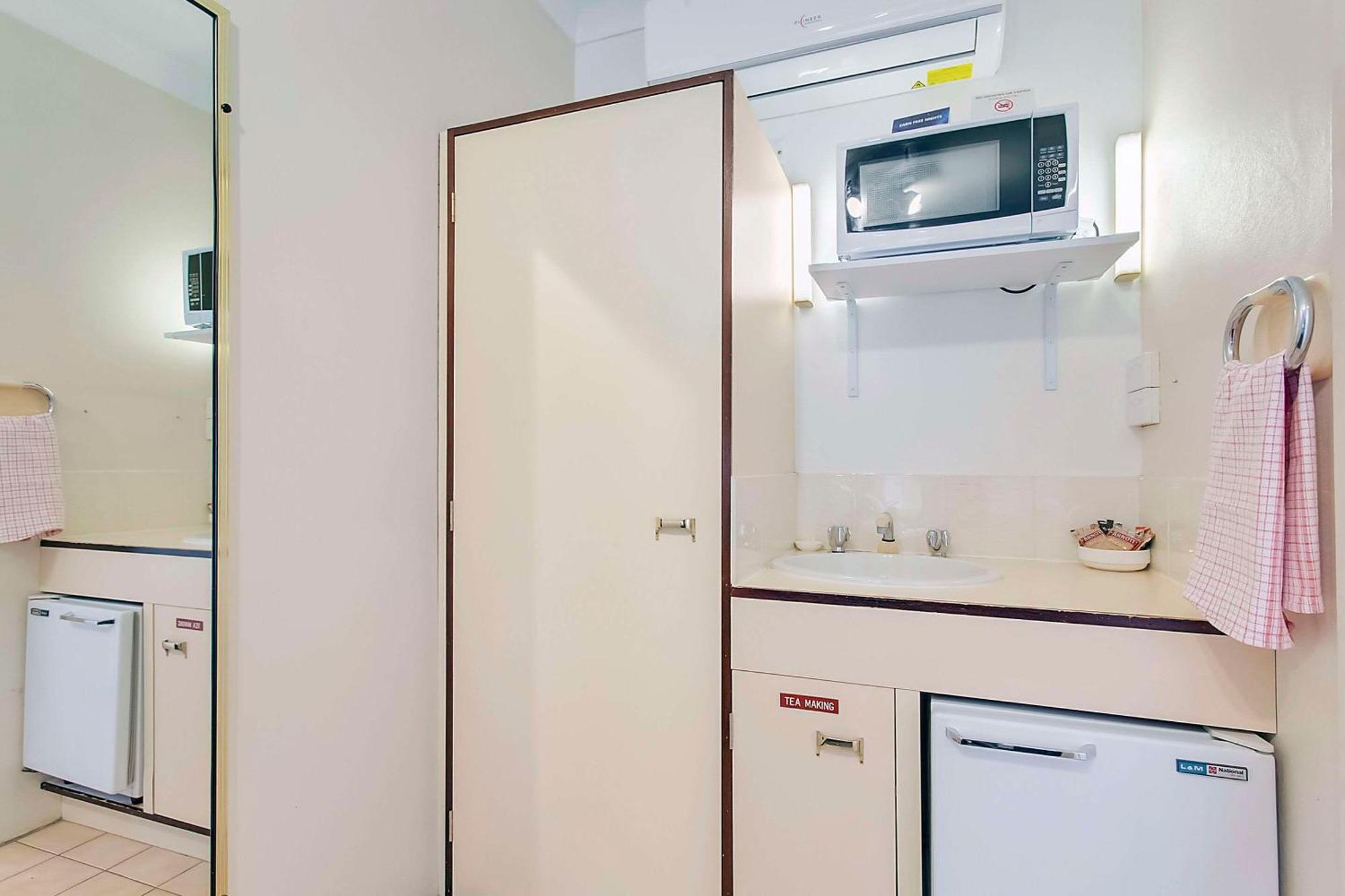 Econo Lodge Savannah Park Tamworth Bagian luar foto