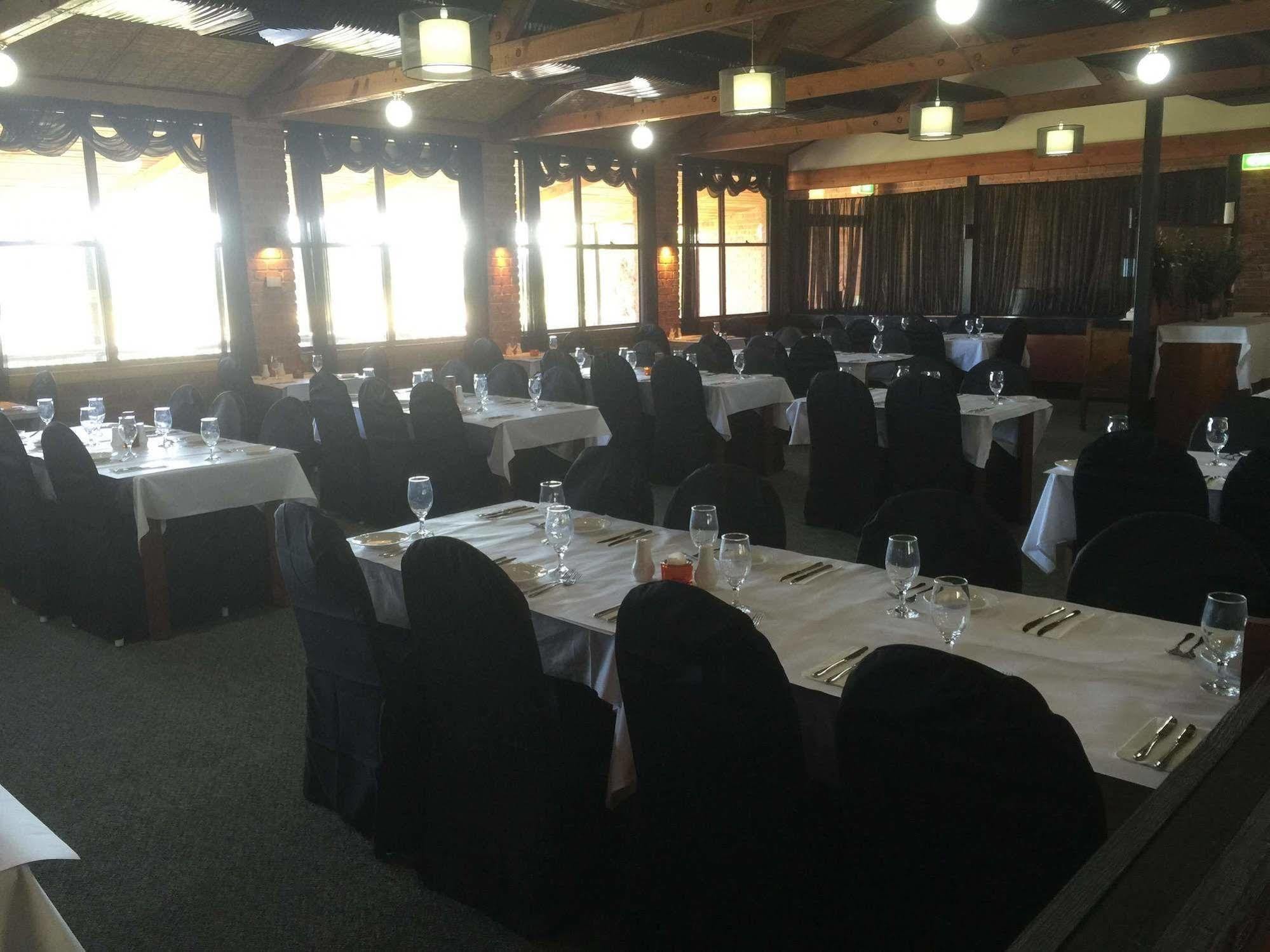 Econo Lodge Savannah Park Tamworth Bagian luar foto